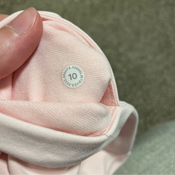 Lululemon Align Bike Shorts 8” STRAWBERRY MILKSHAKE - Picture 4 of 5